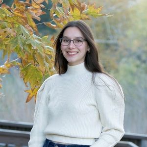 Meet your Posher, Hannah